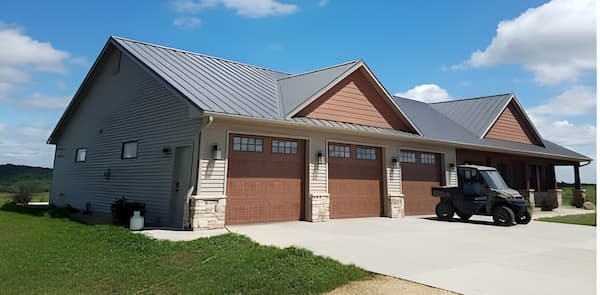 ABC American Building Components standing seam roof. Image courtesy of www.ABCMetalRoofing.com. ABC American Building Components standing seam roof. Image courtesy of www.ABCMetalRoofing.com.