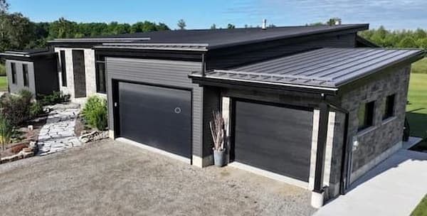 All-Star Metals standing seam roof. Image courtesy of www.All-StarMetals.com.