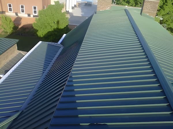 Visual profile of the ClickLock aluminum panel highlighting the 1.75-inch Snaplock-style seam and sustainable recycled build; image courtesy of www.ClassicMetalRoofingSystems.com.