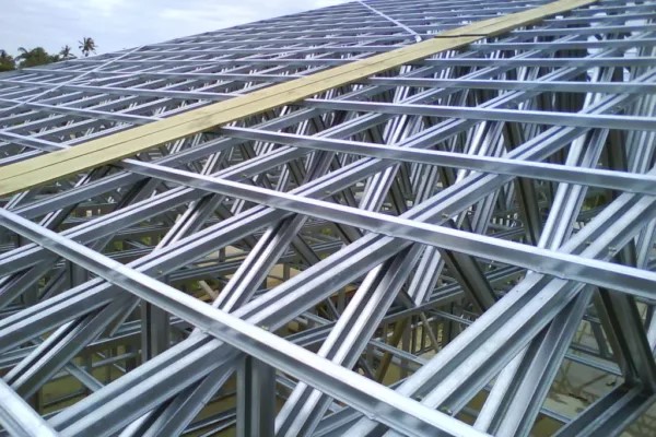 Knudson roof framing. Image courtesy of www.Knudsonmfg.com.