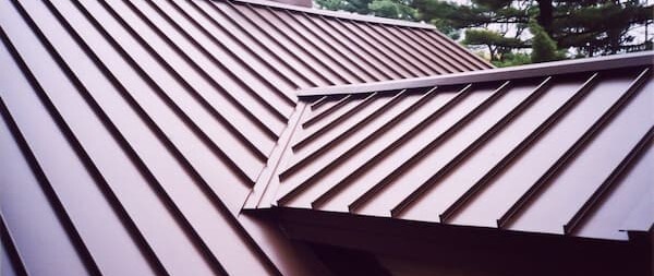 Middle South Systems Gator Snap roof system. Image courtesy of www.NewOrleansMetalRoofing.com.