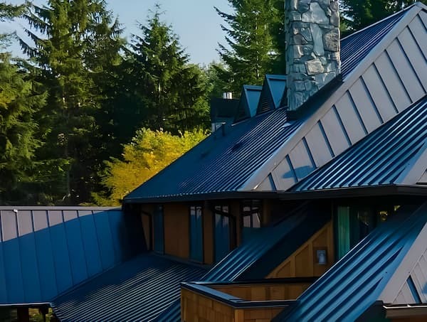 Nu-Ray Metals standing seam roof. Image courtesy of www.NuRayMetals.com. Nu-Ray Metals standing seam roof. Image courtesy of www.NuRayMetals.com.