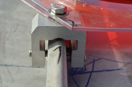RoofClamp RCT mounted on a bulb seam.