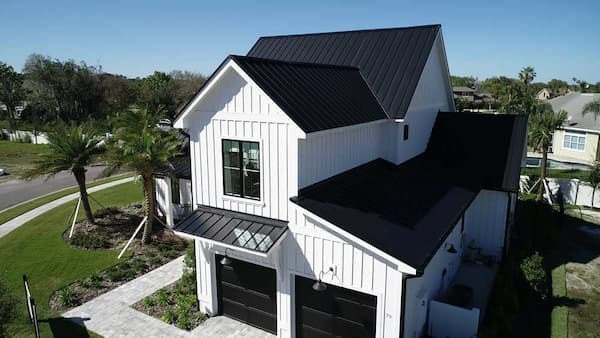 Tri County Metals standing seam roof. Image courtesy of www.TriCountyMetals.com. 