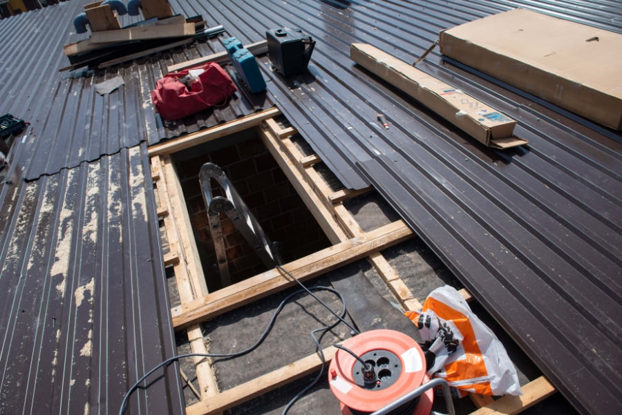 Fall hazard on a metal roof